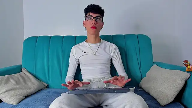 NeoRaptis online show from January 24, 2025, 8:00 pm