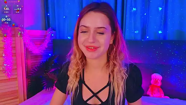 AlinaWalters online show from December 18, 2025, 8:37 pm