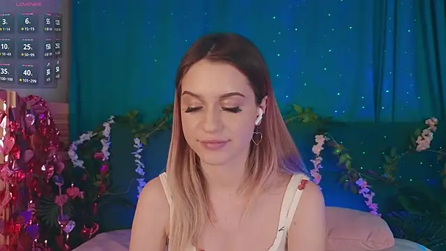 AlinaWalters online show from March 5, 2026, 8:38 pm