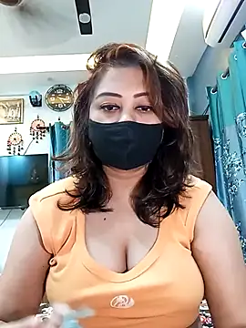 Cute-mona online show from September 25, 2025, 9:57 am