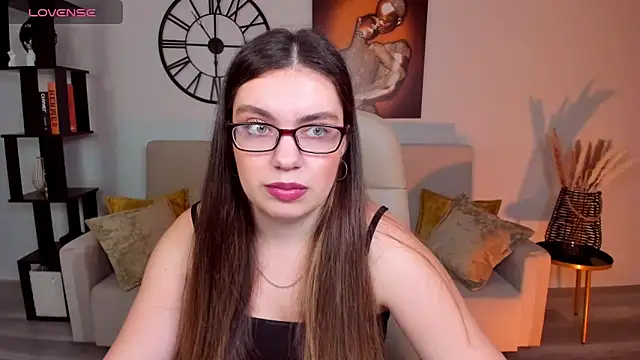 DaniellaLovely online show from December 5, 2024, 11:27 am