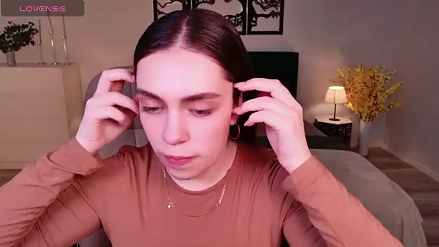 DaniellaLovely online show from December 14, 2025, 11:04 am