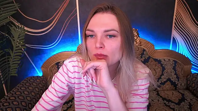 KateSly online show from November 7, 2025, 6:35 am