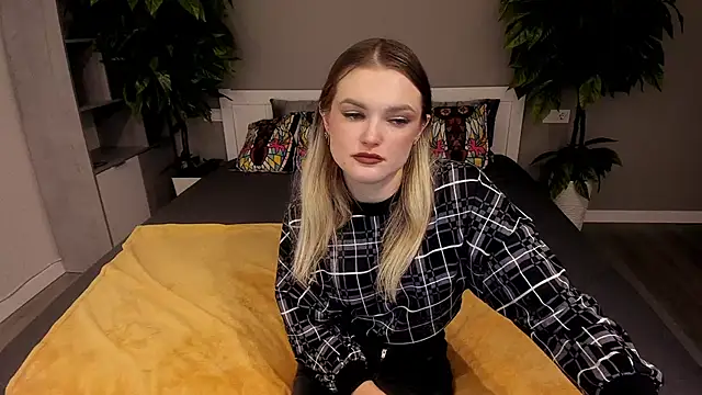 KateSly online show from November 27, 2025, 7:32 am