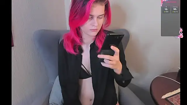 JulieTaylors online show from December 14, 2025, 9:08 pm