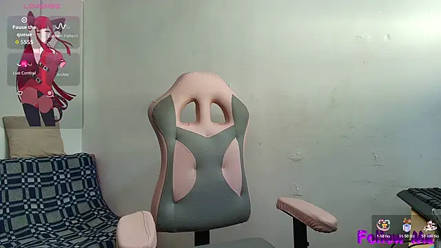 Snapshot of vittorialombardi__ chatting on May 23, 2026, 7:13 am vittorialombardi online show from May 23, 2026, 7:13 am
