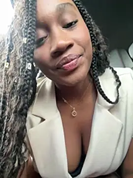 Snapshot of EscorpiLeoncita chatting on May 21, 2026, 2:02 pm EscorpiLeoncita online show from May 21, 2026, 2:02 pm