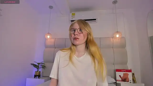 Alexa Handler online show from April 8, 2026, 7:36 pm