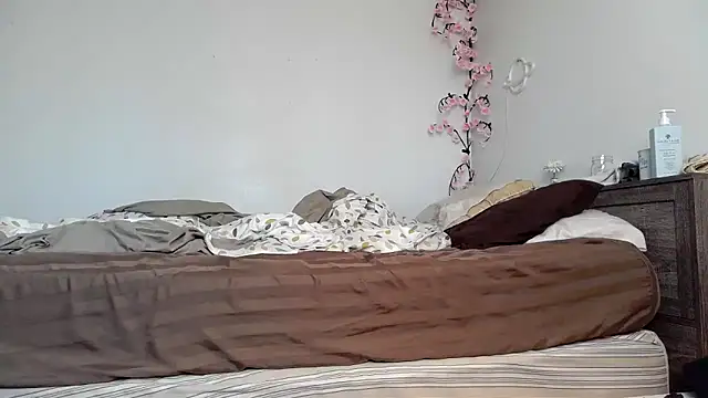 Kittyymaze1 online show from April 22, 2026, 12:28 pm