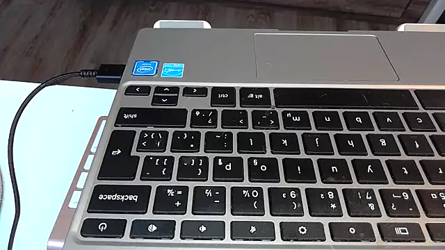 Kittyymaze1 online show from April 27, 2026, 12:03 pm