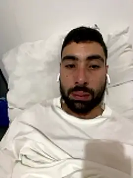 Snapshot of macg96 chatting on December 15, 2025, 11:58 am macg96 online show from December 15, 2025, 11:58 am