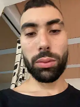 Snapshot of macg96 chatting on December 19, 2025, 12:56 pm macg96 online show from December 19, 2025, 12:56 pm