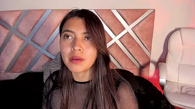 Rebeca Williams  online show from January 21, 2025, 2:33 am