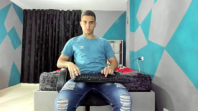 simookeler online show from February 22, 2025, 6:06 am