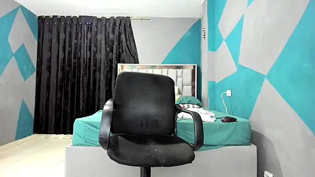 simookeler online show from March 7, 2025, 12:58 am