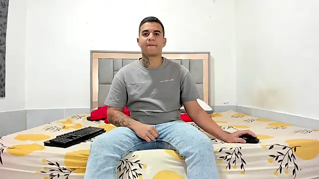 simookeler online show from November 23, 2025, 10:53 pm