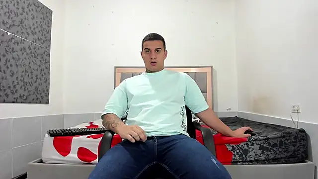 simookeler online show from March 5, 2026, 11:12 pm