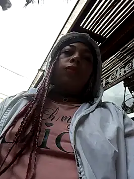 Scarlett lx online show from December 2, 2024, 12:18 pm