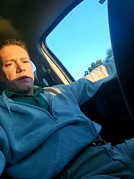 Bigtater1999 online show from October 22, 2025, 11:43 am