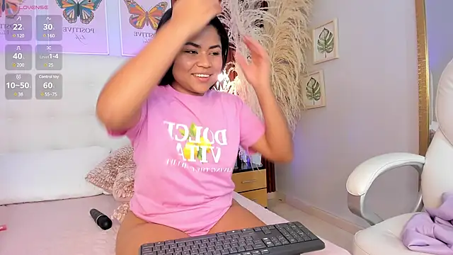 aashley jones online show from December 22, 2024, 9:11 am