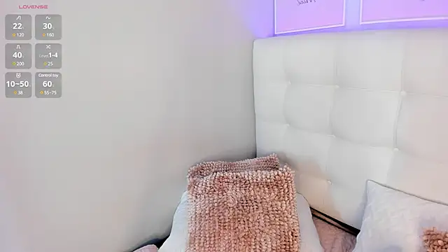 aashley jones online show from December 24, 2024, 4:55 am