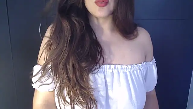 AdharaLujan online show from April 22, 2026, 3:02 pm