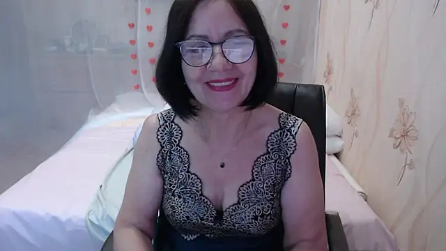 OlgaHottie online show from October 5, 2025, 11:13 pm