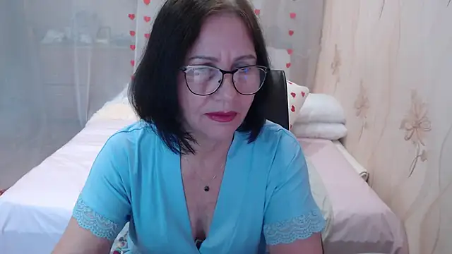 OlgaHottie online show from October 6, 2025, 11:24 pm