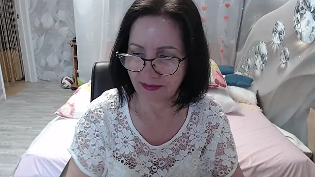 OlgaHottie online show from April 21, 2026, 11:40 pm