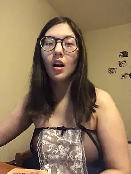 Prudie Gabriella online show from December 23, 2024, 4:39 pm