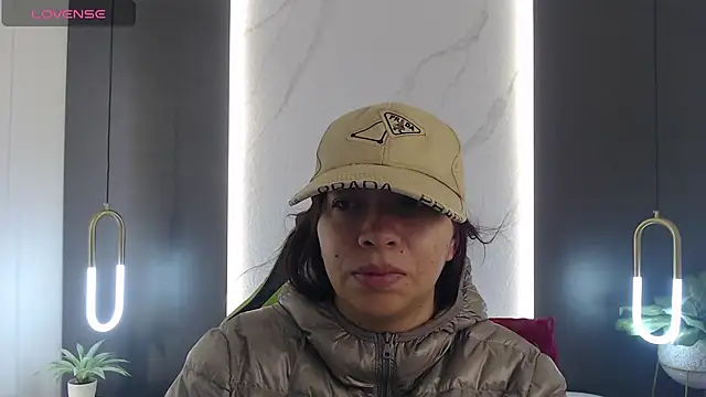 alma fenix online show from February 8, 2025, 12:06 pm