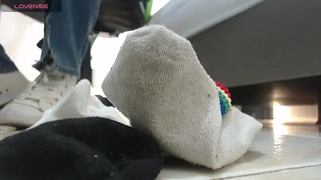 alma fenix online show from February 15, 2025, 12:11 pm