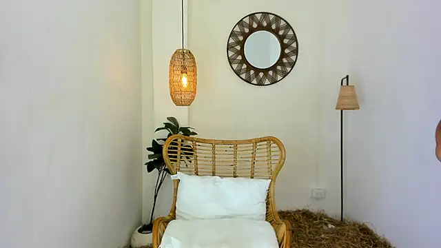 Tifanny eve online show from March 13, 2026, 12:23 pm