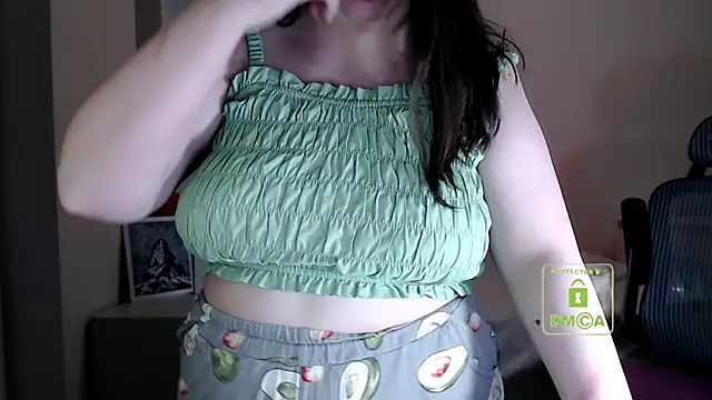 cute and hot online show from March 28, 2026, 10:09 pm