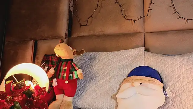 angelinepossy online show from December 22, 2025, 10:40 pm