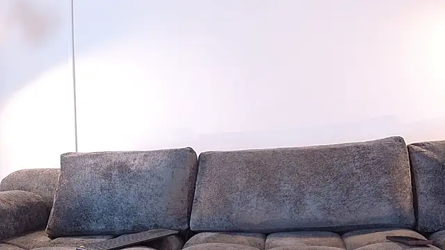 angelinepossy online show from April 21, 2026, 9:39 pm