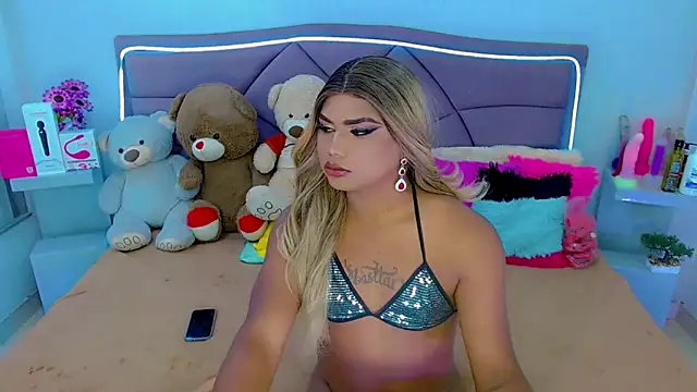 party duo trans online show from September 13, 2025, 11:43 am