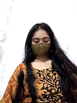 Arisha- online show from September 15, 2025, 7:58 pm