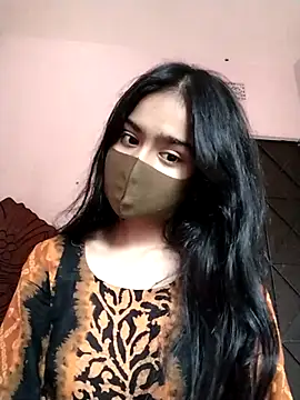 Arisha- online show from December 4, 2025, 9:51 am