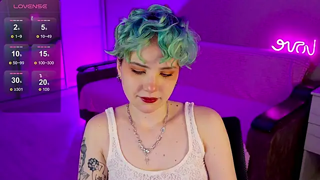 School Love online show from January 5, 2025, 4:16 pm