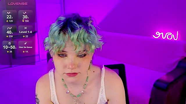 School Love online show from January 20, 2025, 4:12 pm