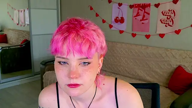 School Love online show from September 14, 2025, 11:09 am