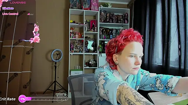 School Love online show from April 22, 2026, 7:11 am