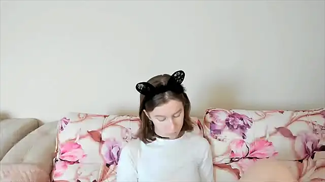 EnigmaSee online show from December 16, 2024, 5:27 am