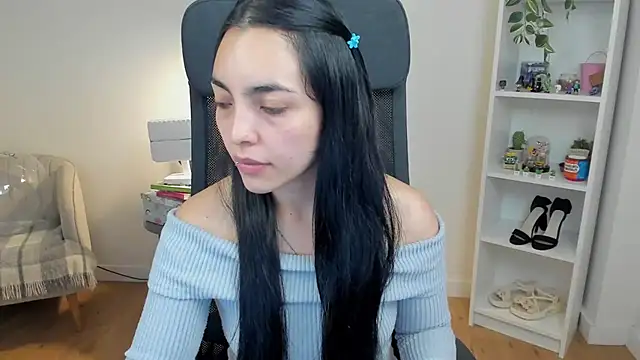  BellaEvans  online show from June 1, 2026, 4:47 am