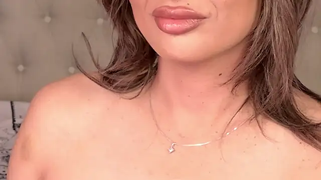 xprettysmilex online show from January 16, 2025, 10:34 pm