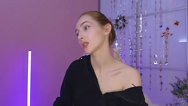 Snapshot of MichaDenver chatting on December 23, 2024, 7:41 pm MichaDenver online show from December 23, 2024, 7:41 pm