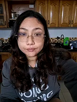 Mia Ruiz online show from October 20, 2025, 2:01 am