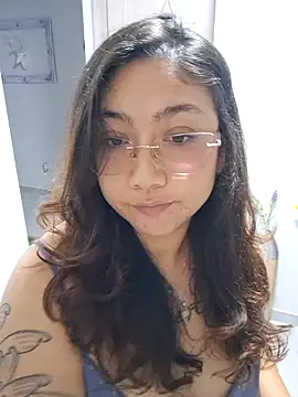 Mia Ruiz online show from November 30, 2025, 3:10 am