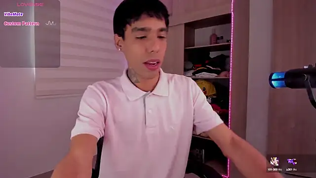 aldrinwhite online show from February 4, 2025, 2:53 pm